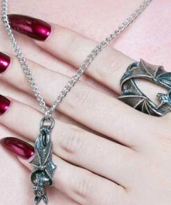 Budget 💯 ALCHEMY GOTHIC Bats Stealth | RING 💯 -Halloween Item Store alchemy gothic stealth ring 2 aef93ebf b3d8 4cca a52e 13eb3c60b627 700x700