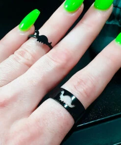 Cheap 🎁 HELLBOUND Dinosaurs Dinosaur | RING SET 🛒 -Halloween Item Store hellbound dinosaur ring set 1 86924b76 ea35 458d bd35 31ae11276af7 700x700