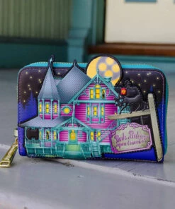 Top 10 ⌛ LOUNGEFLY Coraline: House Glow | ZIP PURSE ✔️ -Halloween Item Store loungefly coraline house glow zip purse 2 96b2a678 95d2 4de4 98e2 86b6ece51a0d 700x700
