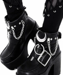 Outlet ✨ RESTYLE The Moon Iron Moon | 😍 SHOE CUFFS 🎉 -Halloween Item Store restyle iron moon shoe cuffs 4 932bb5ce 66b0 4063 b2da 9665cc259188 700x700