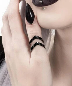 Top 10 🌟 ROGUE AND WOLF Mens Accessories Hunt [Black Sterling Silver] | RING ⌛ -Halloween Item Store rogue and wolf hunt black sterling silver ring 9 700x700