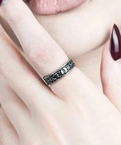 Cheapest ✔️ ROGUE AND WOLF The Moon Moon Child [Blackened Steel] | RING 🧨