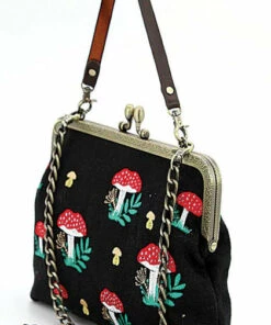 Best reviews of ❤️ SLEEPYVILLE CRITTERS All Mushrooms Kisslock | FRAME BAG 😀 -Halloween Item Store sleepyville critters mushrooms kisslock frame bag 2 a84127ce cbfe 48ef a45c 12f2ed76aa8a 700x700